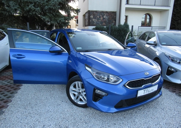 Kia Ceed cena 71893 przebieg: 61870, rok produkcji 2020 z Kępice małe 742